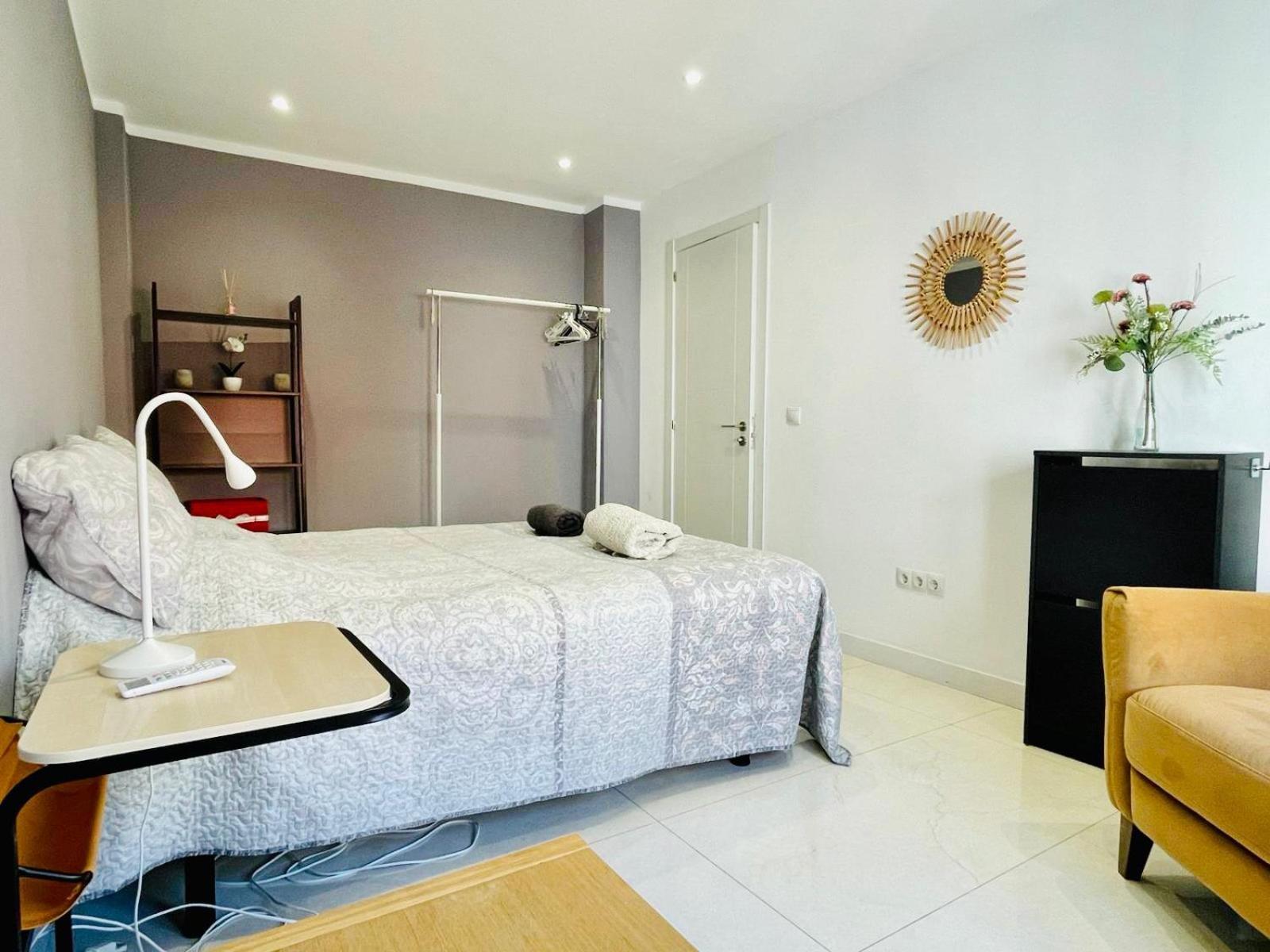Apartament Salamanca Apartment Malaga Ngoại thất bức ảnh