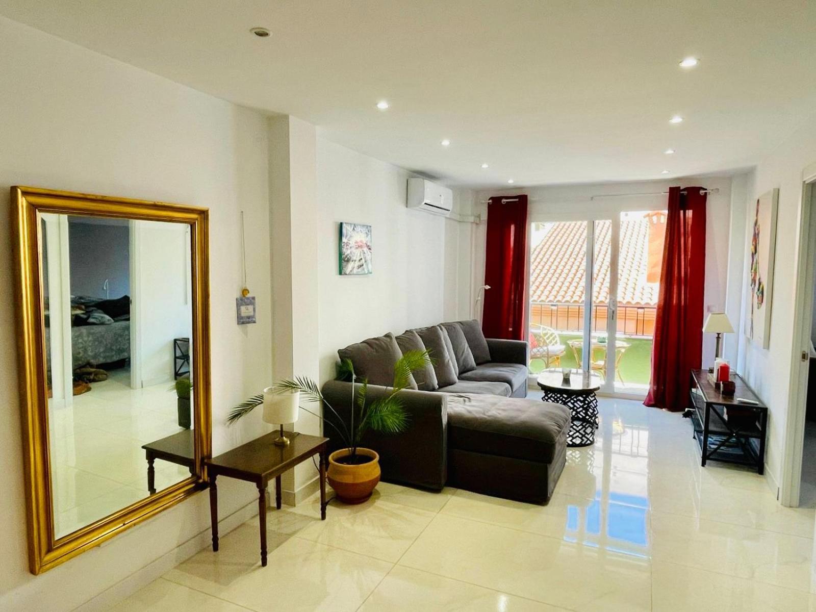 Apartament Salamanca Apartment Malaga Ngoại thất bức ảnh